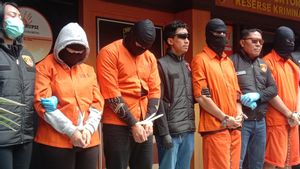 2 Staf Imigrasi Bali Bekingi Aksi Kriminal Warga Rusia, Aniaya hingga Peras WNA