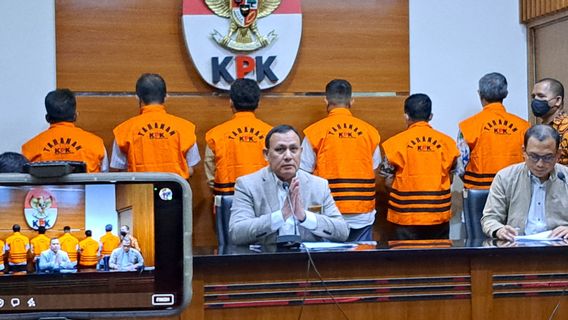 Bupati Bangkalan Diduga KPK Bayar Survei Pakai Uang Suap