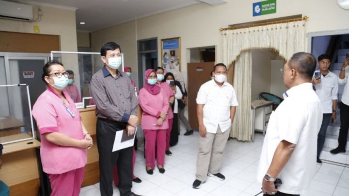 Wakil Walkot Armuji Selesaikan Keluhan THR Karyawan Rumah Sakit di Surabaya