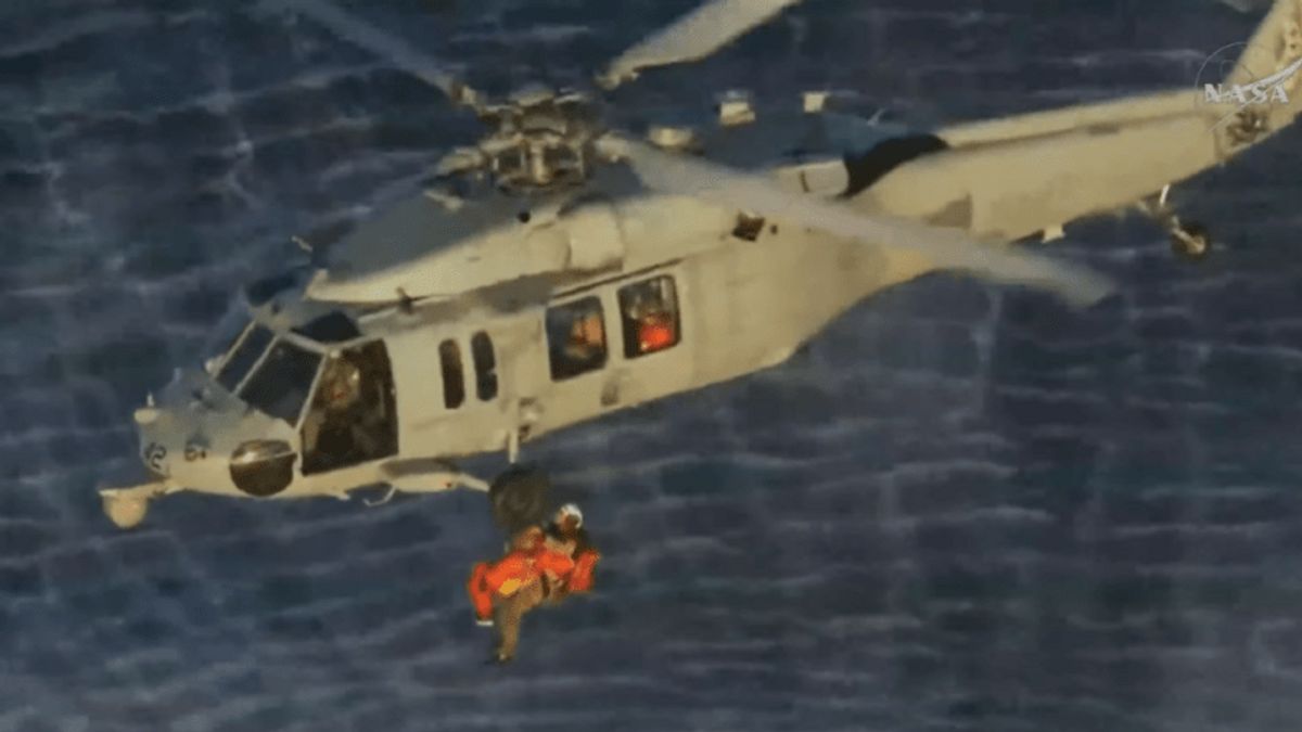 Misi Artemis II Resmi Berakhir, Para Astronot Lakukan Pendaratan di Bumi dengan Selamat