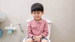 Panik Anak Infeksi Saluran Kemih? Kenali Gejala, Penyebab dan Penanganannya