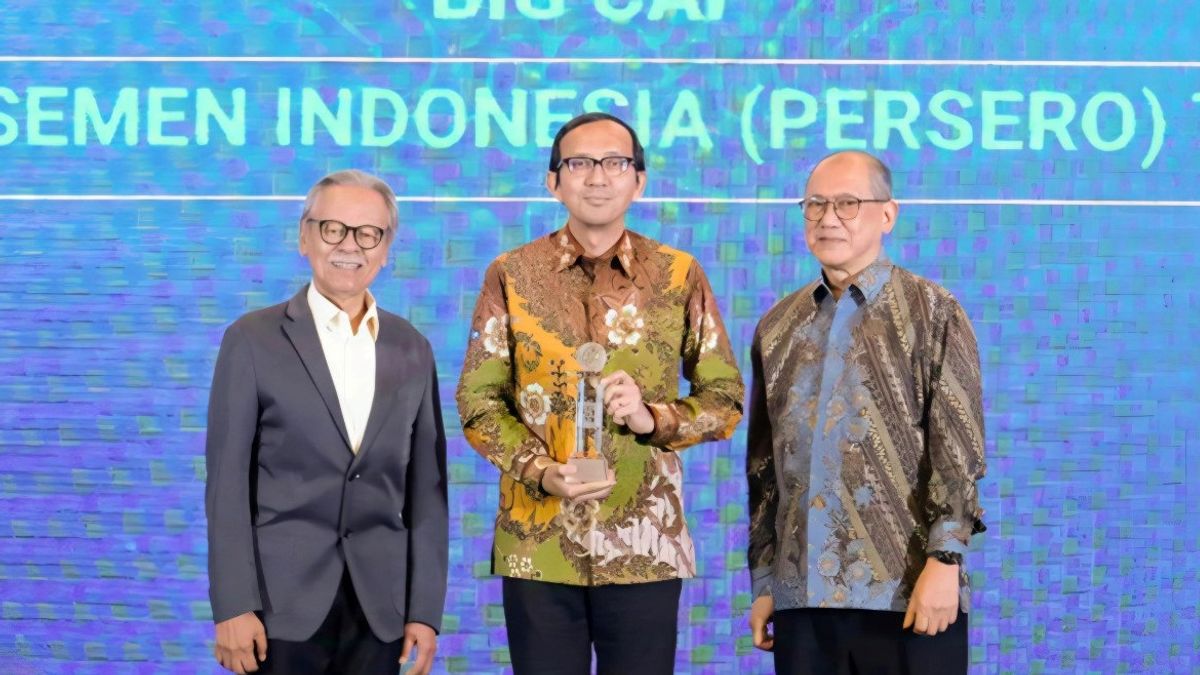 Unggul dalam Tata Kelola, SIG Raih Penghargaan Best State-Owned Enterprises pada Ajang Ini