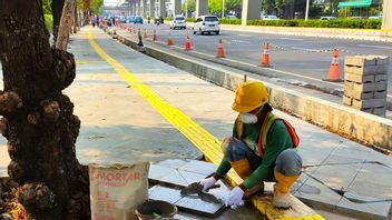 Ciptakan Ruang Publik yang Inklusif, Aman, dan Berkelanjutan, SIG dan Pemprov DKI Jakarta Revitalisasi Trotoar di Kuningan Jakarta