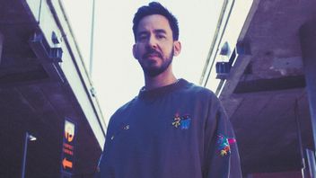 Mike Shinoda Bicara Single Solo Barunya <i>Already Over</i> yang Diguyuri DNA Linkin Park