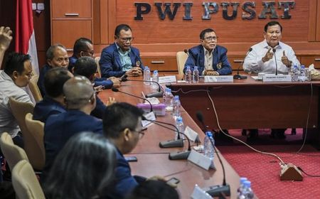 Prabowo Bantah Program Makan Siang-Susu Gratis Bisnis Menggiurkan: Ini Soal Keharusan