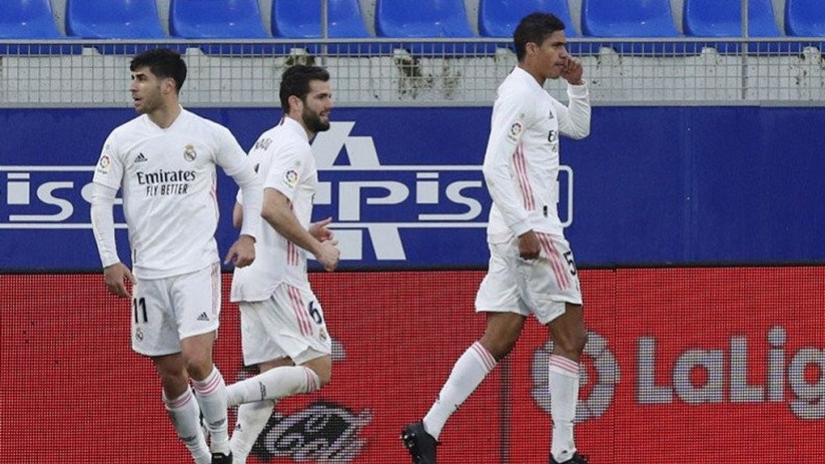 Real Madrid Siap Lepas Raphael Varane Jika Tolak Perpanjang Kontrak