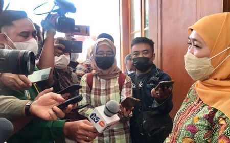 Khofifah Indar Parawansa Dinobatkan Sebagai Gubernur Terpopuler di Media Online