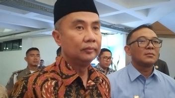 西爪哇省代理州长Bey Machmudin Soroti 為茂物的容忍选举做准备