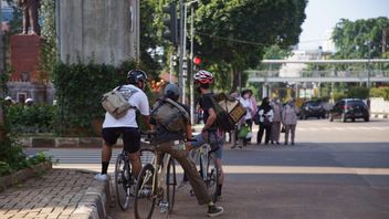 Lagi Asyik Gowes, Pesepeda Ini Dibegal 