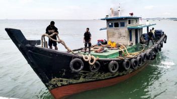 TNI AL Gagalkan Penyelundupan 20 Ton Solar Ilegal di Perairan Batam