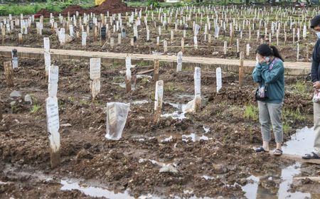 TPU Bambu Apus Tambah Petak Makam untuk Jenazah COVID-19