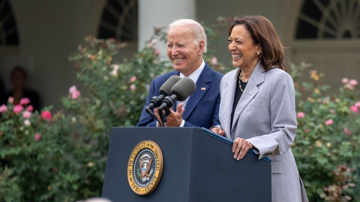 Tim Kampanye Biden Siap Adu Kamala Harris dengan Cawapres Trump JD Vance di Panggung Debat