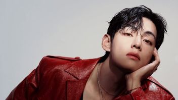 BTS V在与Min Hee Jin的对话后发表了讲话，以证明HYBE的审判