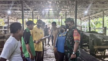 منذ H-7 عيد الأضحى ، ضباط مشتركون في Balangan Kalsel Wara-wiri يراقبون الحيوانات المضحية