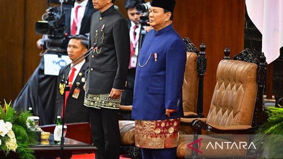  Para Menteri Ikut Melepas Jokowi Pulang ke Solo di Bandara Halim