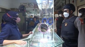منع السرقة قبل العيد والشرطة تراقب محلات الذهب وأجهزة الصراف الآلي ومحلات السوبر ماركت