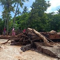 公共工程和住房部准备在东努沙登加拉安置山体滑坡受害者