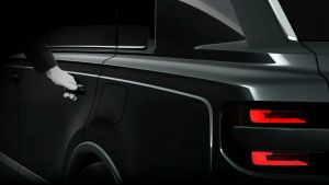 Toyota Isyaratkan Kemunculan Century SUV, Diperkenalkan pada 6 September
