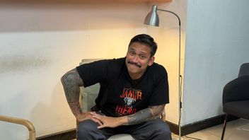 Cerita Tora Sudiro Tak Boleh Melucu dalam Film “<i>Janur Ireng</i>”