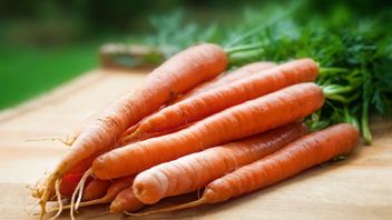 体の健康のために生のニンジンを食べることの利点、何ですか?