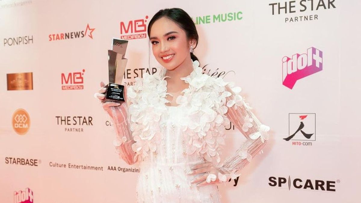 Congratulations, Lyodra Wins The 2022 Asia Artist Award