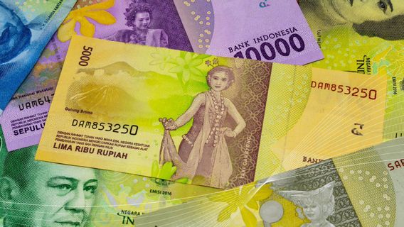 Rupiah Kamis Pagi Melemah Menanti RDG Bank Indonesia