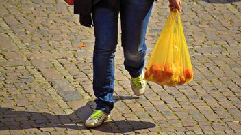Plastic Bag Ban In DKI Will Remain Effective July 1