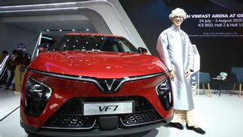 不仅新车,VinFast在GIIAS 2025中与Busana Nusantara不同
