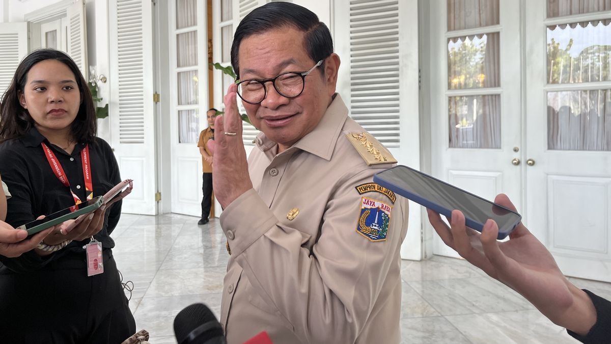 Économiser du carburant, le gouvernement de la région de Jakarta développe l'utilisation de panneaux solaires