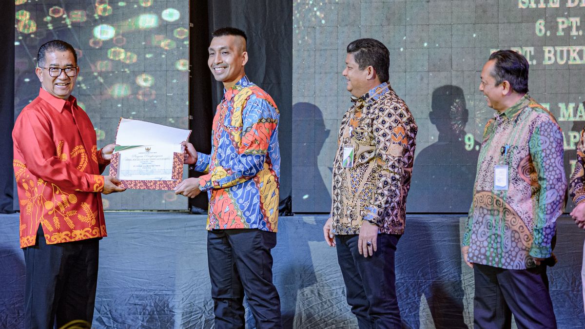 Realize A Safe And Healthy Work Environment, Pupuk Kaltim Wins K3 Award From The East Kalimantan Provincial Government