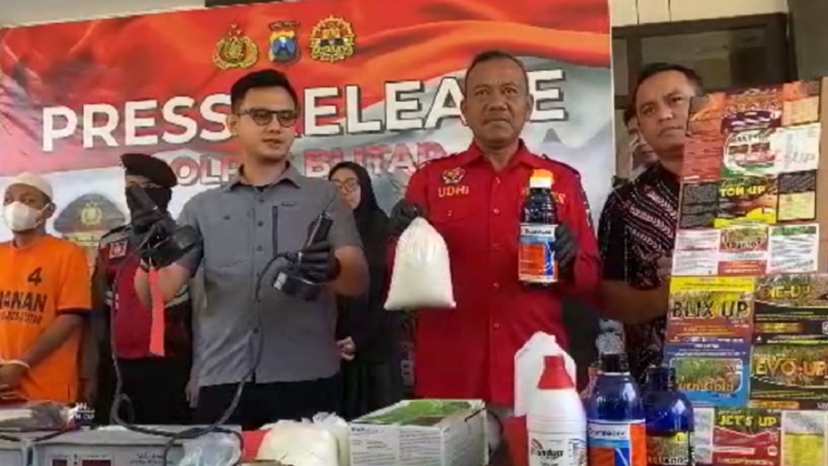 Polisi Blitar Ungkap Kasus Penjualan Pestisida Oplosan