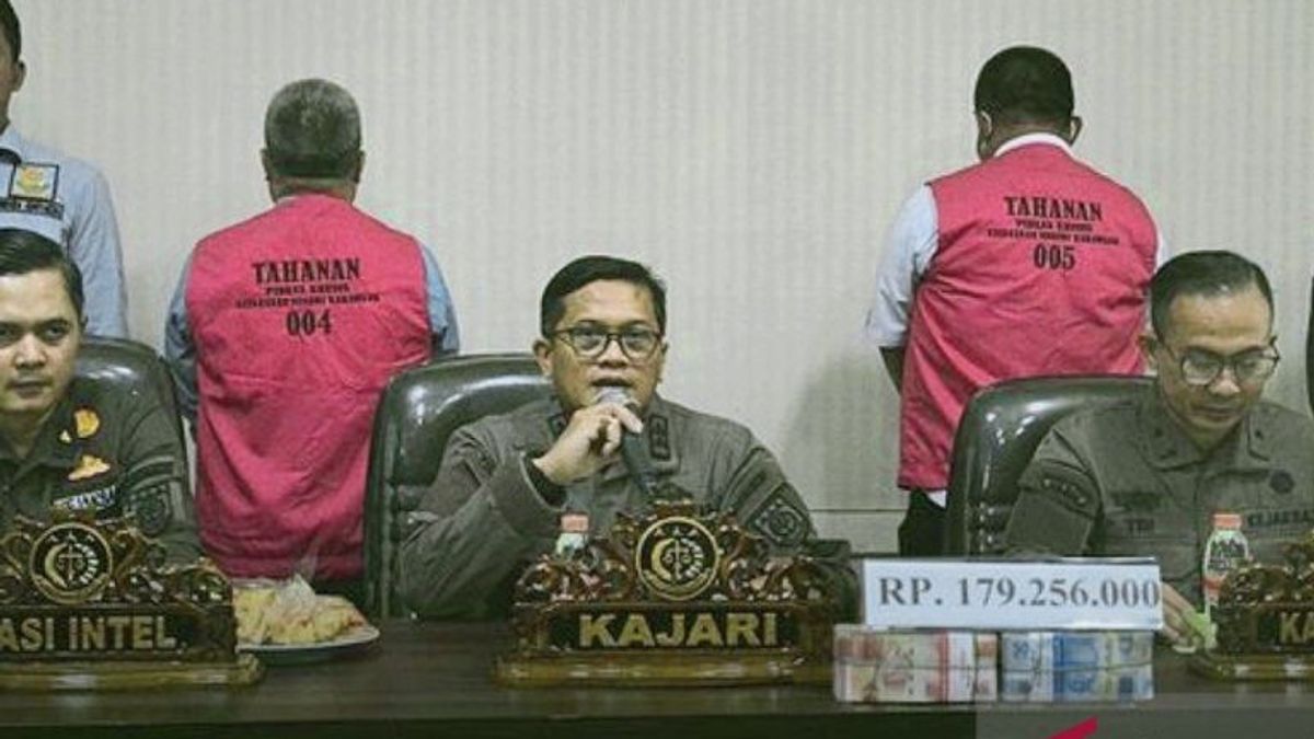 2 Karawang Transportation Agency Officials Become Suspects Of Road Light Corruption