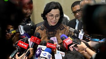 スリ・ムリヤニ氏は、政府が電気料金の50%割引をキャンセルした理由を明らかにしました:予算編成プロセスは遅いです