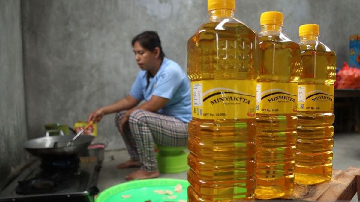 Police Reveal Illegal Oil Sales, 9 Tons Of Cooking Oil Confiscated