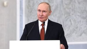 Kremlin Anggap Serius Ancaman Sanksi Trump