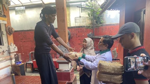 バリ島のイスラム教徒は、犠牲の肉のンゲジョットの伝統に戻る