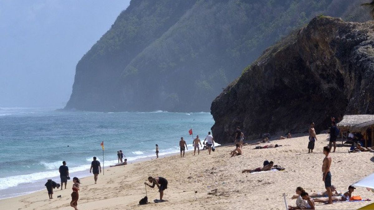 5 Countries With The Most Tourists Visiting Bali: Australia, UK, Singapore, US And France