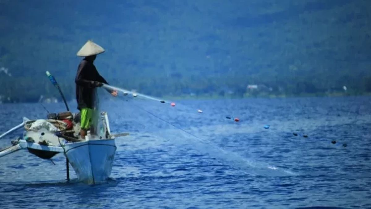  Nasib Nelayan Tradisional <i>Ringkih</i> Dihantam Cuaca Ekstrem, Pemerintah Diminta Perkuat Skema Perlindungan Sosialnya