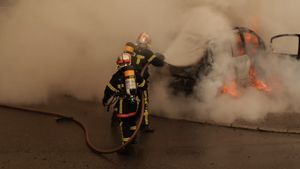 Manifestation : explosions et incendies dans un magasin de Dedeman en Roumanie, 13 personnes blessées