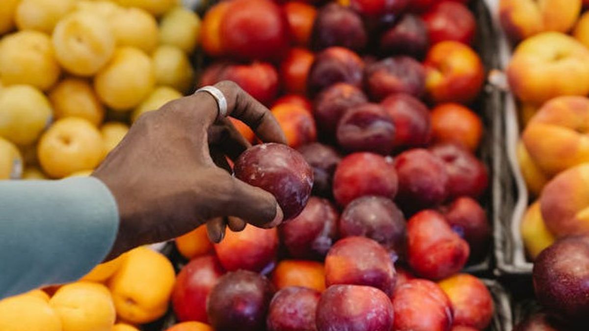 8 Jenis Buah-buahan Rendah Karbohidrat, Cocok untuk Diet