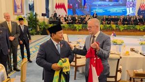 Prabowo-PM Australia Albanese Exchanged Jersey National Team