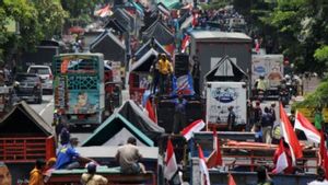  Ratusan Sopir Truk Demo soal ODOL di Surabaya, Wagub Jatim Emil Dardak Siap Teruskan Tuntutan ke Kemenhub 