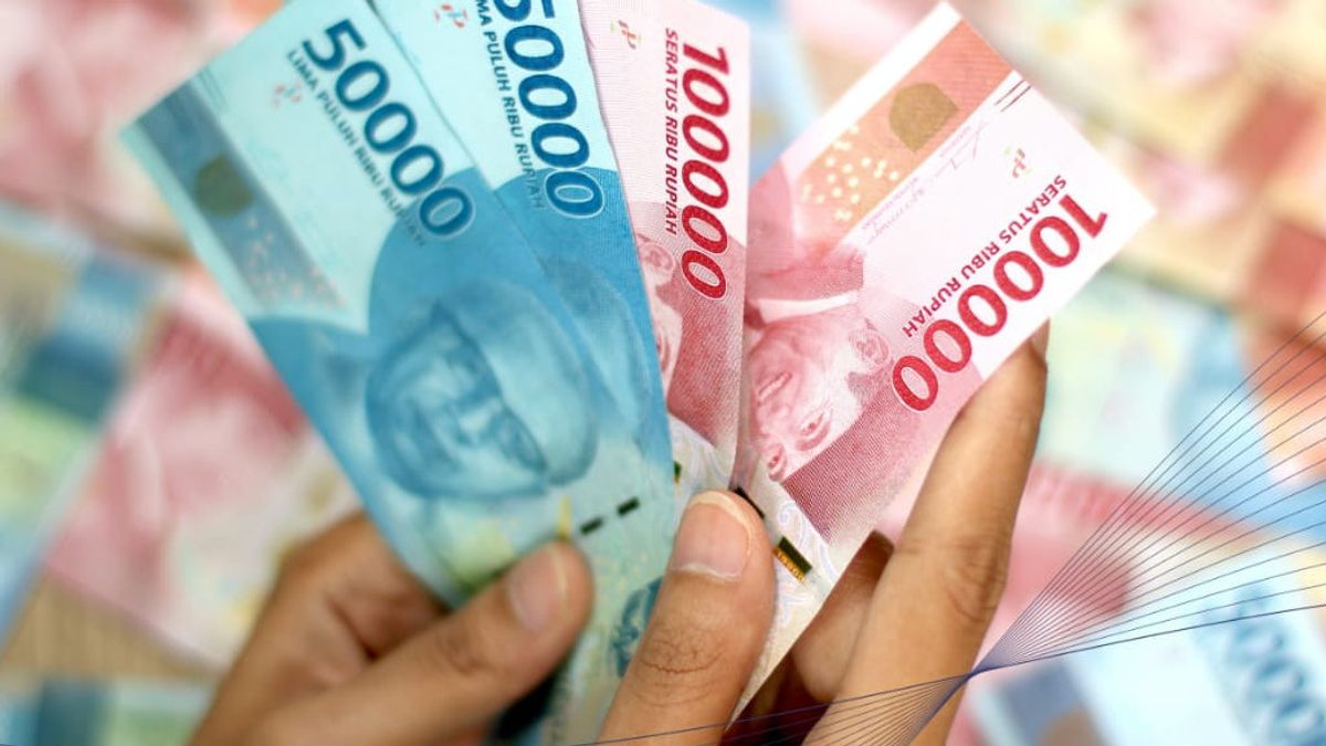 Closed Tuesday Rupiah Strengthens To Rp13,675 Per US Dollar
