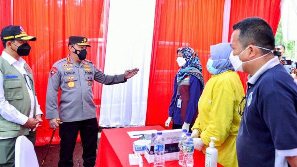 Kapolri Dorong Seluruh Daerah Capai 70 Persen Vaksinasi COVID-19 