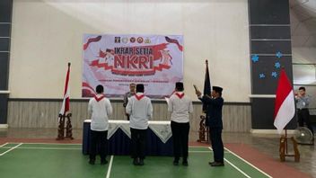 Ikrar Setia NKRI, 3 Napi Terorisme Lapas Semarang Cium Bendera Merah Putih 