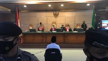 Lawyer For Santriwati Rape Victim Herry Wirawan Asks PPPA Minister To Respect Restitution Fee Decision