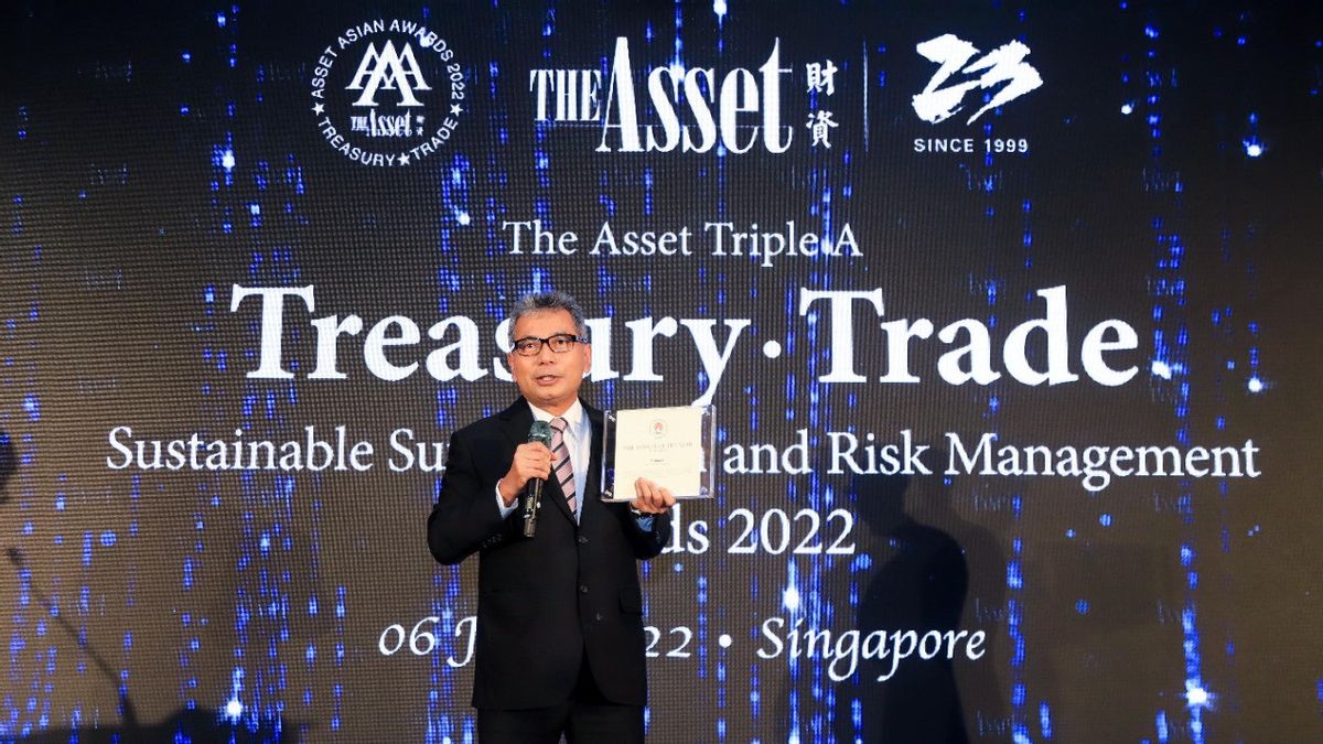 Bersanding dengan para Bankir di Asia, Dirut BRI Sunarso Menang Penghargaan <i>Banker of the Year</i> di Singapura