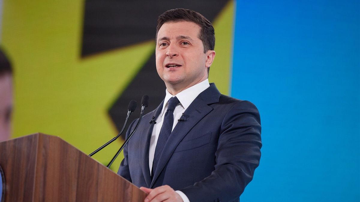 Ukrainian President Volodymyr Zelenskiy Admits The Western Aid Is Not Free: Everything Has A Price