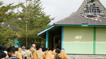 Imbas Gempa Magnitudo 6,4 di Bantul, Ganjar Pranowo Prioritaskan Perbaikan Sekolah yang Rusak Supaya Bisa Segera Masuk