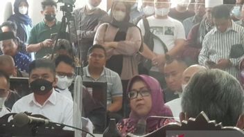 10 رؤساء قرى يقدمون الدعم لموريل لآدي ياسين خلال جلسة رشوة مدقق حسابات BPK في محكمة الفساد في باندونغ